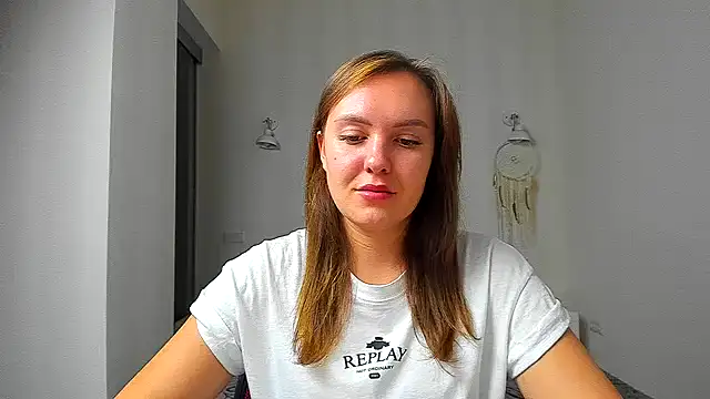 Snapshot of EmmaNorman chatting on September 16, 6:38 pm EmmaNorman online show from September 16, 6:38 pm