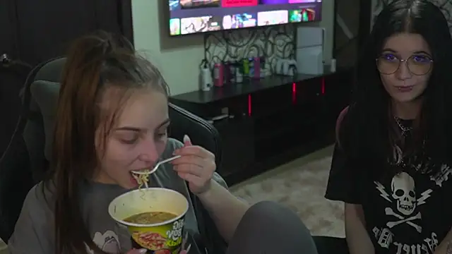 lis silver online show from October 14, 3:36 pm