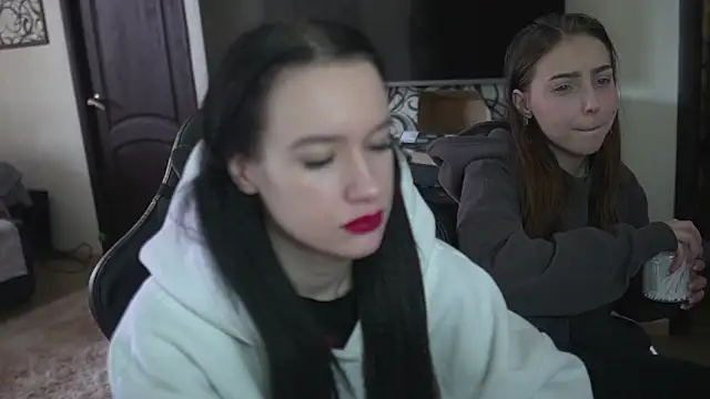 lis silver online show from February 6, 9:23 am