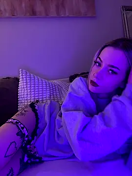 marnemzavar444 online show from November 7, 9:09 pm