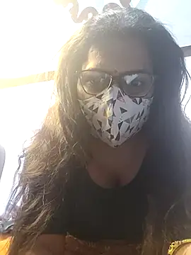 Snapshot of sexy_aaru chatting on September 13, 3:47 am sexy aaru online show from September 13, 3:47 am