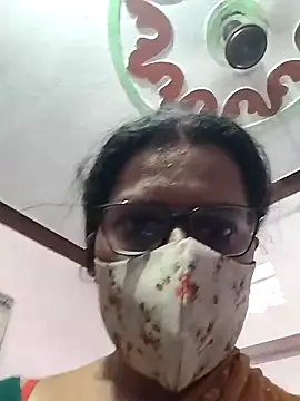 Snapshot of sexy_aaru chatting on October 12, 5:10 am sexy aaru online show from October 12, 5:10 am