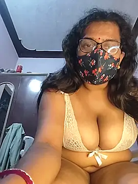 sexy aaru online show from June 28, 5:30 pm
