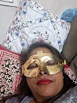 SIMIHOT online show from March 9, 3:59 pm