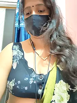 Snapshot of Sonalihot_ chatting on October 6, 5:29 pm Sonalihot online show from October 6, 5:29 pm