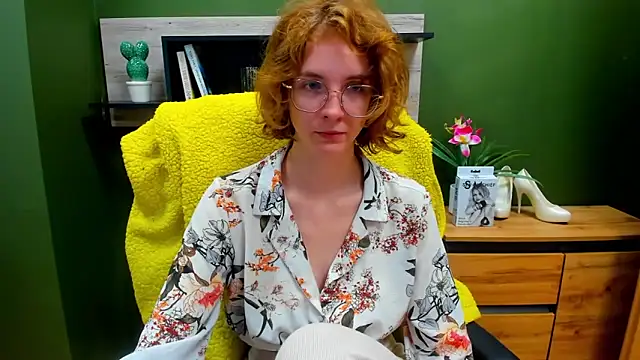 juicyPenny online show from September 23, 6:33 am