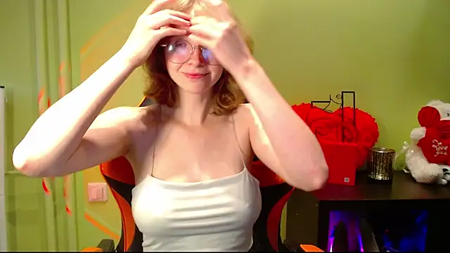 juicyPenny online show from July 10, 6:36 am