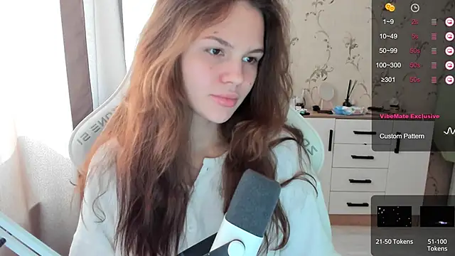 Snapshot of yourdreamm_ chatting on September 10, 7:19 am yourdreamm online show from September 10, 7:19 am