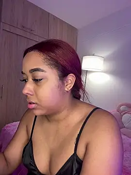 Snapshot of _Zahara_ chatting on October 1, 8:36 pm Zahara online show from October 1, 8:36 pm
