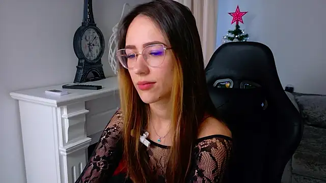 EvaBllake online show from January 10, 6:51 am