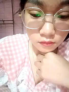 Snapshot of Maimai00 chatting on September 25, 1:04 am Maimai00 online show from September 25, 1:04 am