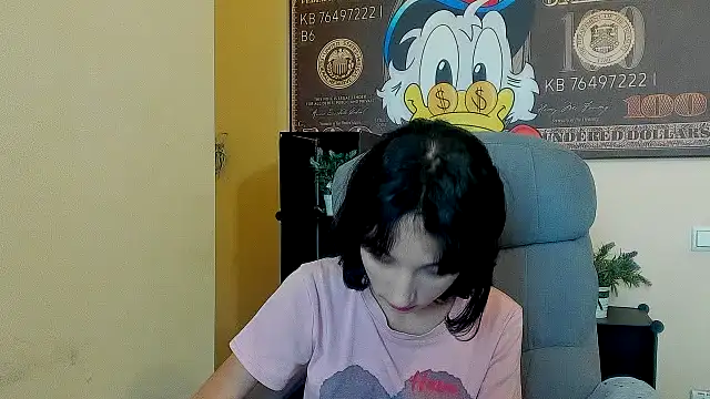 Snapshot of Marri-Stella chatting on October 10, 9:58 am Marri-Stella online show from October 10, 9:58 am