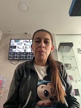 VidiaStons online show from September 19, 9:36 pm