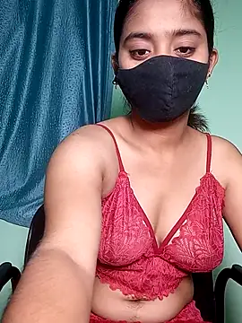 shrutee12 online show from May 3, 2:09 pm