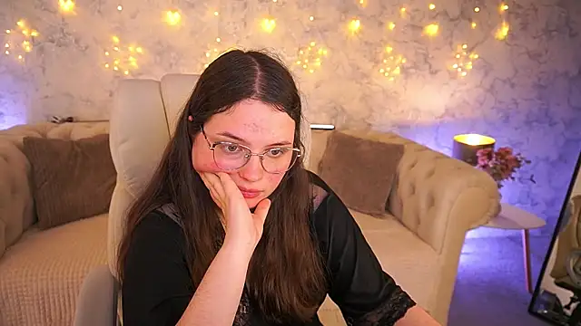 SophieDreamss online show from March 14, 9:27 pm