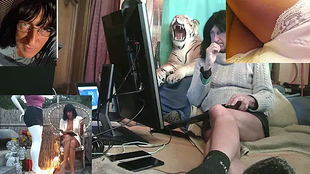 SissiDomination online show from March 14, 5:36 pm