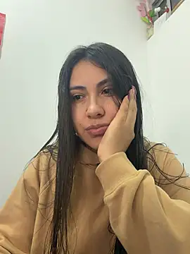 miel latina online show from July 1, 9:14 pm