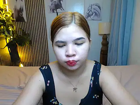 Sexy Brielle online show from October 18, 5:21 am