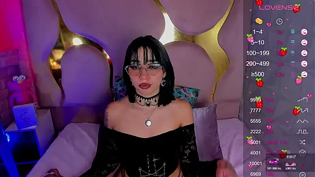 Niina Sissy online show from February 20, 6:26 am