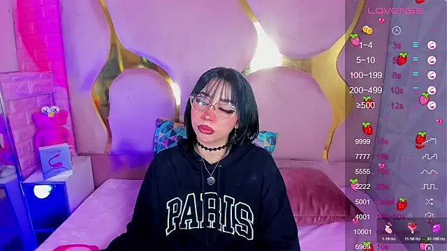 Niina Sissy online show from February 22, 7:42 am