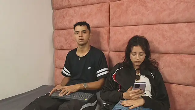 HellAndDante  online show from October 16, 9:39 pm