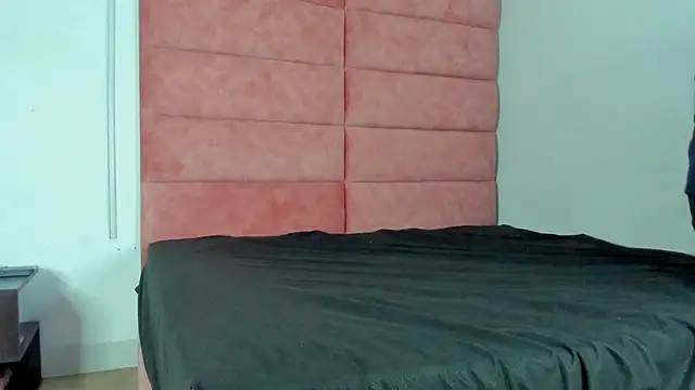 HellAndDante  online show from October 13, 11:51 pm