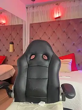 Sussan   online show from January 13, 11:36 am