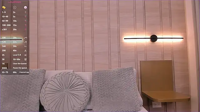 Isabellaroberts1 online show from December 1, 9:28 pm