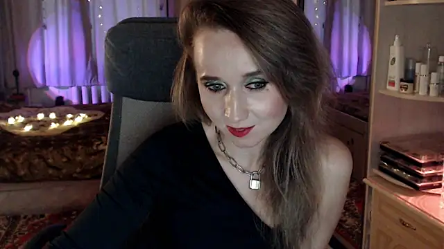 ClassyInna online show from October 30, 9:55 am