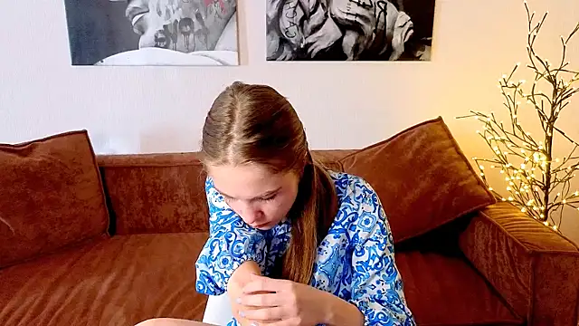Spicy Lexi online show from July 17, 1:15 pm