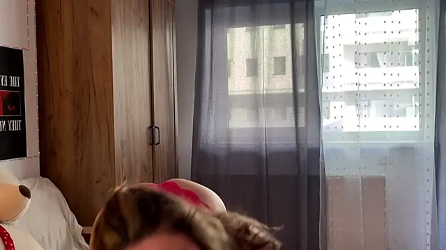 ScarlettSmithX online show from June 21, 4:27 am