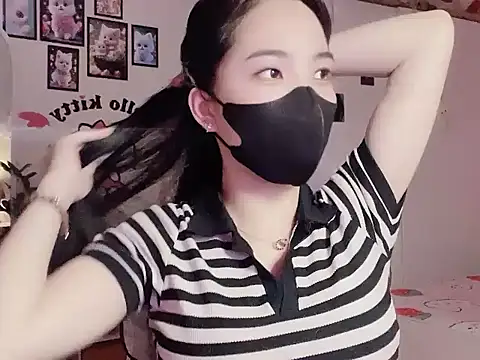 keelinnn19 online show from October 20, 11:19 pm