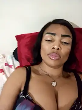 SEXYMOANSXX online show from April 27, 7:44 pm