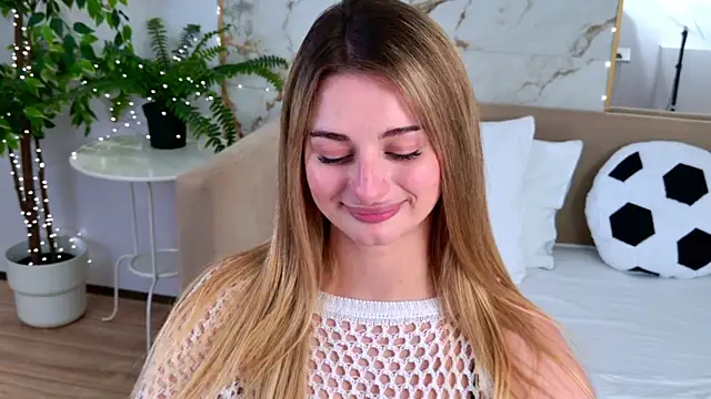 SweetyLicky online show from July 28, 7:39 pm