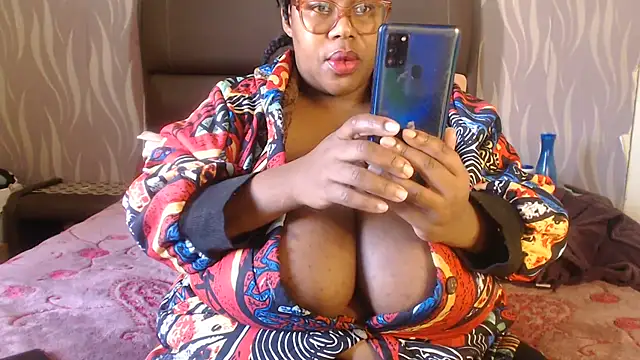 BoobsQueen46K online show from June 23, 11:30 am
