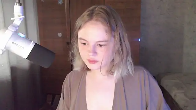 SlipperSherry online show from October 2, 9:47 am