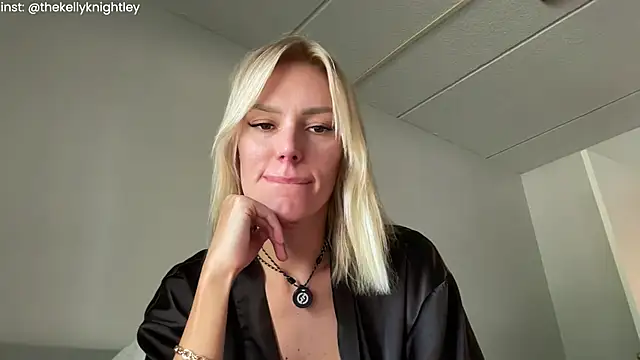 Ohbabykelly online show from July 19, 6:43 pm
