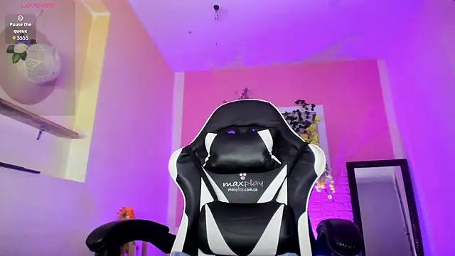 Katy bratz  online show from March 17, 3:21 am