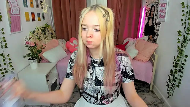 BellaMontgomery online show from February 7, 4:11 pm