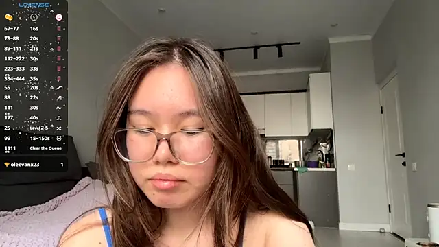 Snapshot of Wow_Akemi chatting on September 29, 9:36 am Wow Akemi online show from September 29, 9:36 am