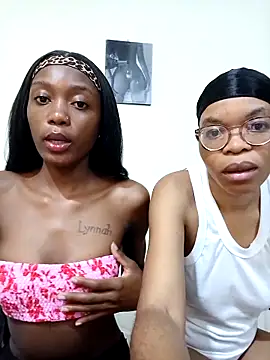 Miss-Hennessy online show from May 4, 8:56 pm