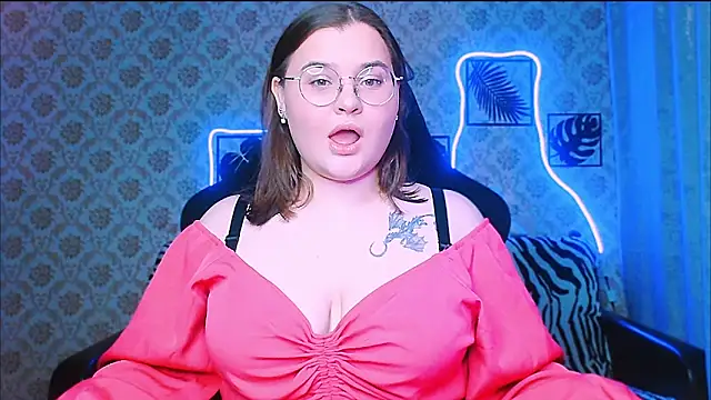 InLoveWithLife26 online show from November 20, 7:48 pm