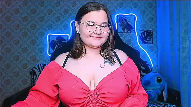 InLoveWithLife26 online show from October 17, 7:06 pm