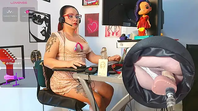 leidydi223 online show from May 1, 10:02 pm