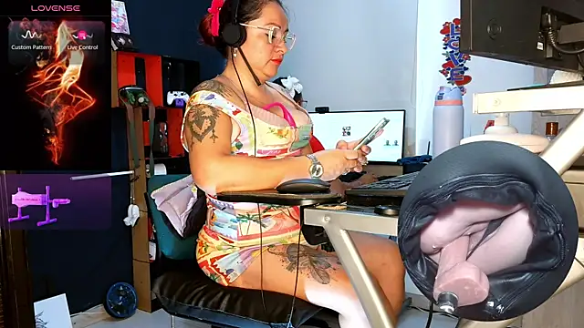 leidydi223 online show from July 29, 8:53 pm
