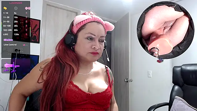 leidydi223 online show from November 10, 11:11 pm