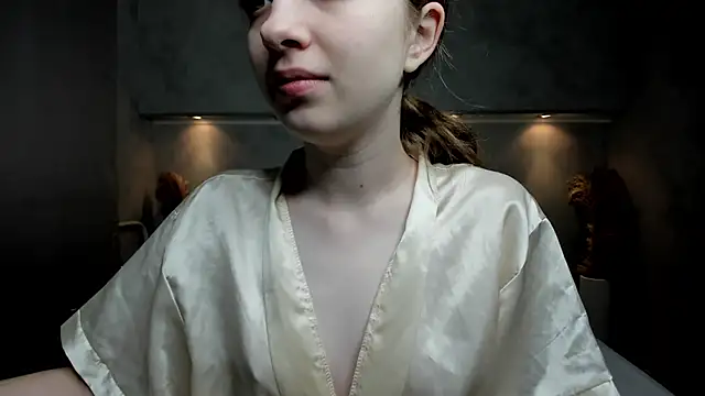 Camilla Kelly online show from November 26, 1:06 am