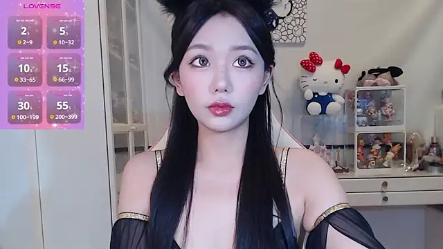 jiajia L online show from May 7, 8:29 am