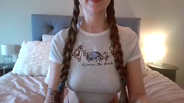 TaylorWest62 online show from April 29, 3:04 pm