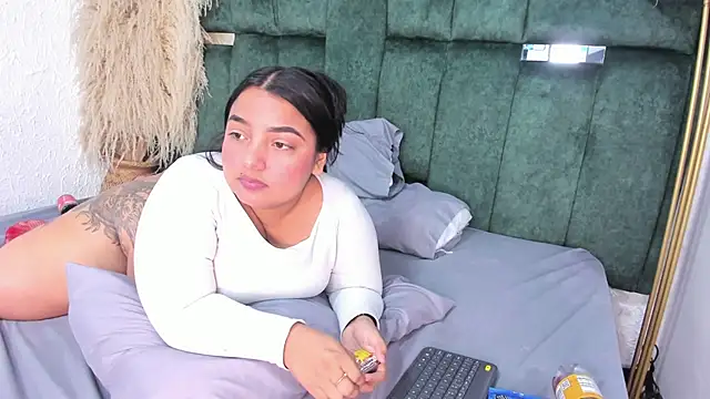 Chloe jackson25 online show from June 18, 6:57 pm